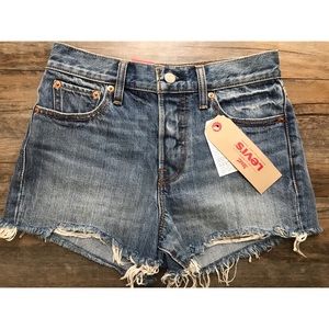 Free People x Levi’s Wedgie Cut-off Shorts